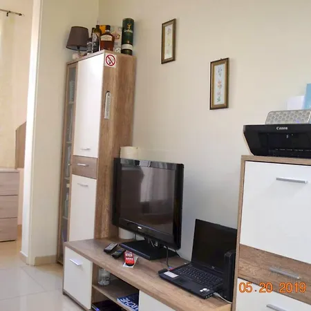 Cozy Near Tas-sliema Centre, Terrace