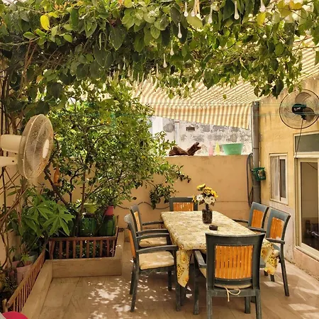 Cozy Near Tas-sliema Centre, Terrace